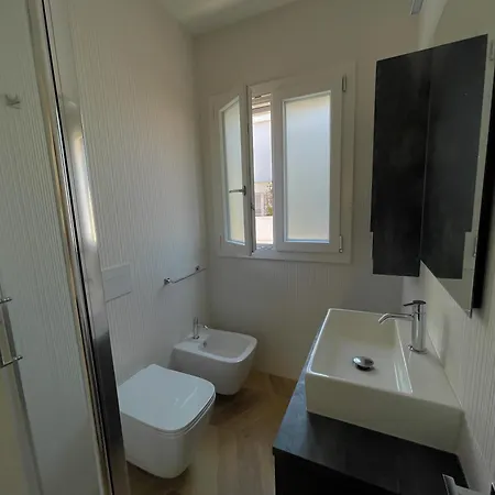 Apartment Gea Seaview - Bright Top-floor Gem In Nettuno, Steps From The Station
