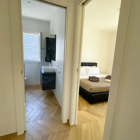 Gea Seaview - Bright Top-floor Gem In Nettuno, Steps From The Station Apartment Nettuno